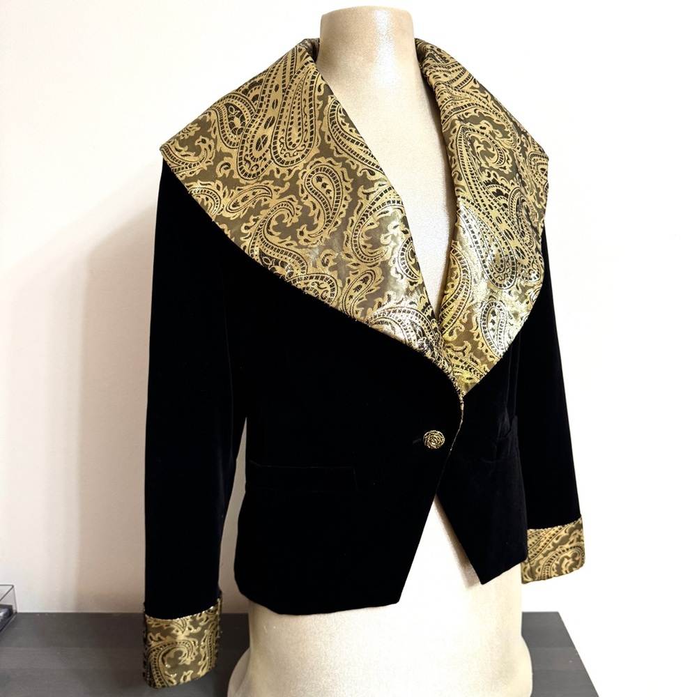 Givenchy Vintage Blazer Jacket Black Velvet Golden Trim Collar 40 US 8 - 10 (12)
